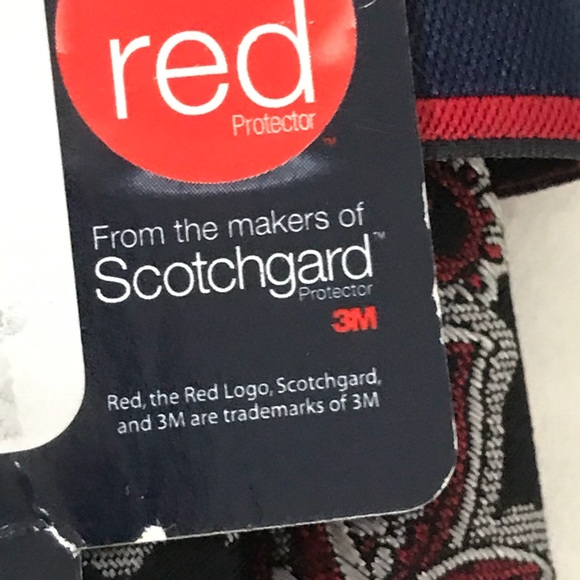 Silk Tie NWT Scotchguard Stain Resistant Red Black Silver Paisley Tie - Picture 2 of 12